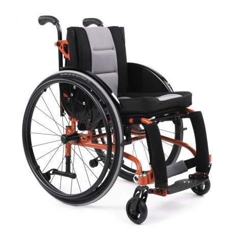 Wózek inwalidzki ze stopów lekkich AMIGO MEYRA