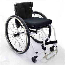 Wózek inwalidzki aktywny stalowy Panthera U3 Light Y-Front 90° APCO